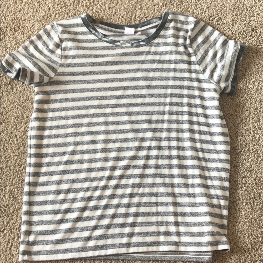 Grey and white stripped shirt.